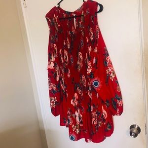 Ava and Viv 3x floral cold shoulder top